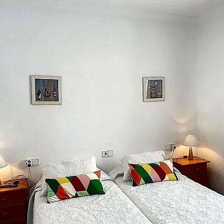 Roca Fornells, Centrico F86 酒店 Menorca Island